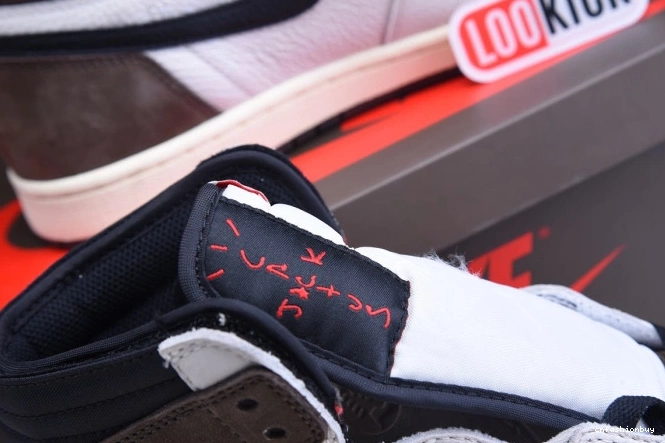 HIGH TS OG SP JORDAN SCOTT' AIR 'TRAVIS CD4487-100 2.0 - 1 1102